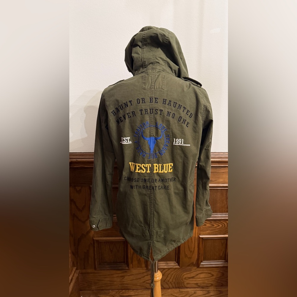 Pull & Bear Men’s Military Style Embroidered  West Blue Jacket Parka M